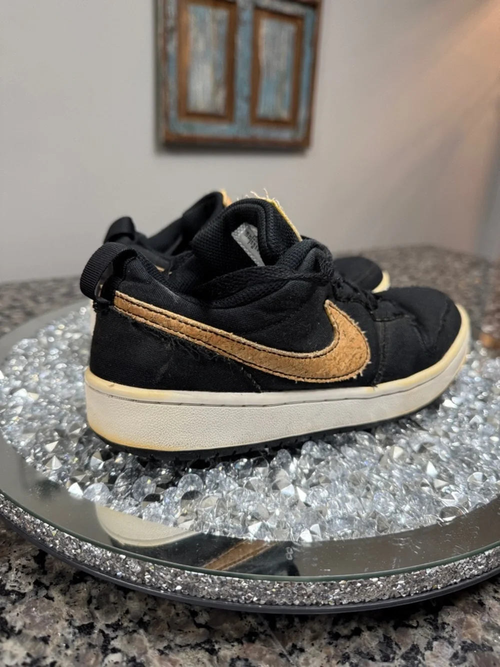 Nike Black and Tan cork leather Low-Top Sneakers 5Y
